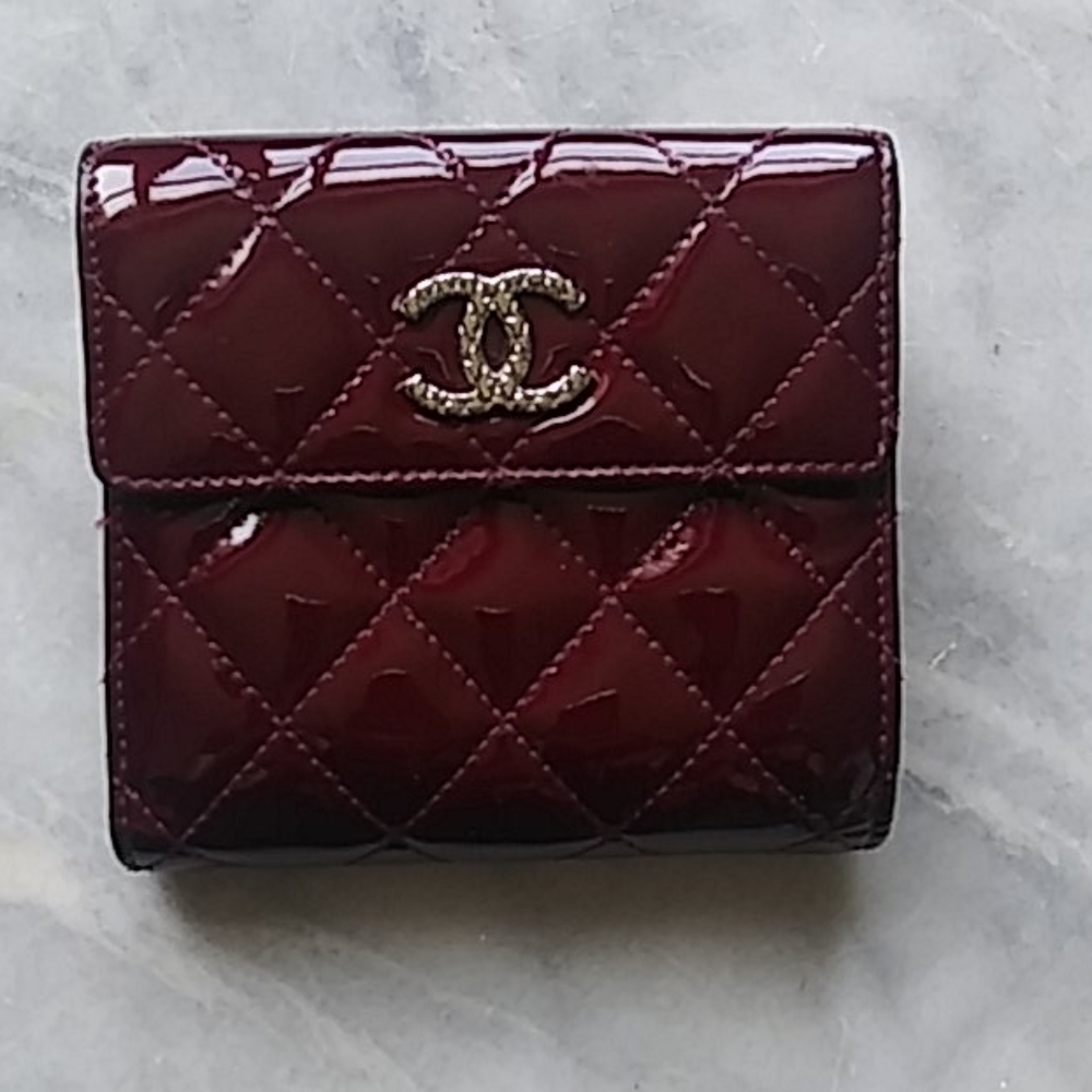 Chanel wallet